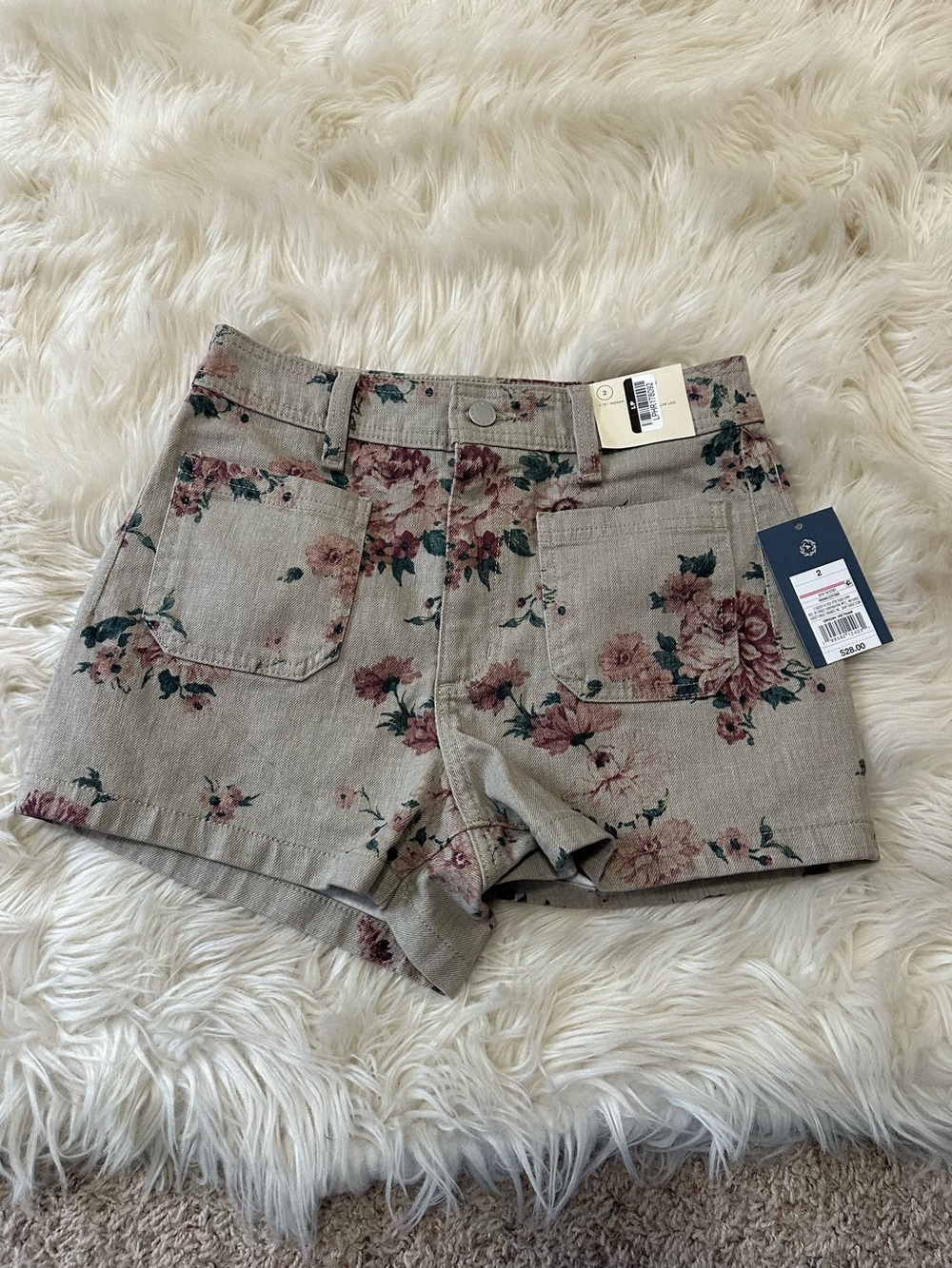NWT Universal Thread sailor short Beige Floral with Pink Rose Print